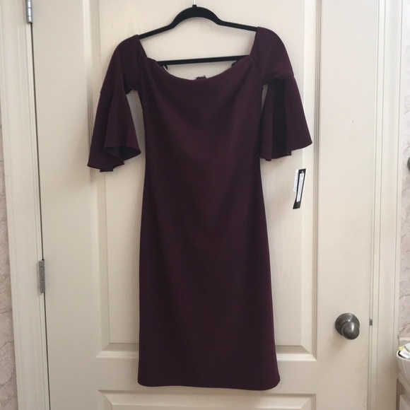 Betsy and Adam off the Shoulder ruffled sleeve - Picture 3 of 8